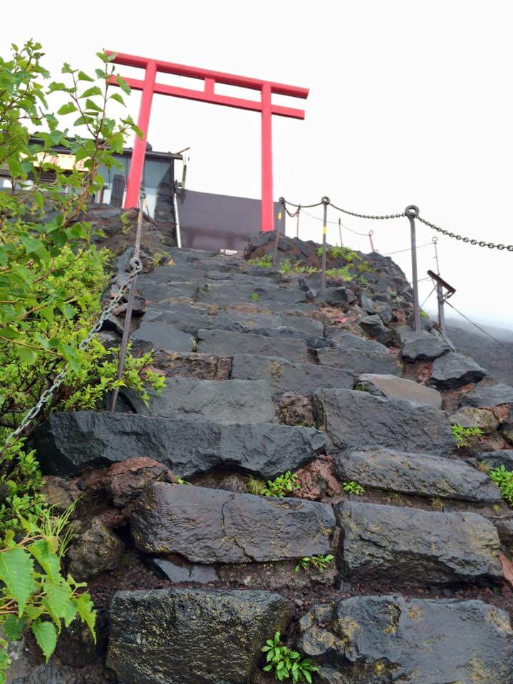 富士登山道岩場